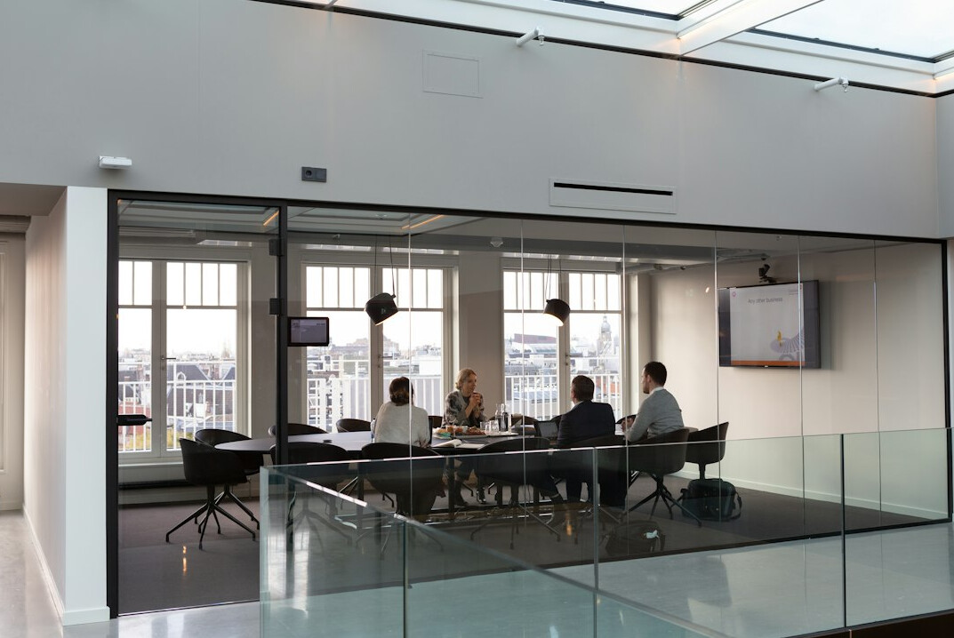corporate investigation meeting